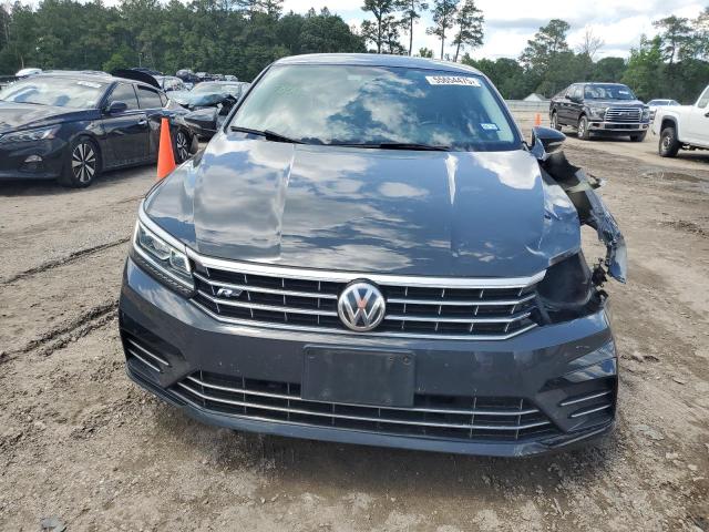  VOLKSWAGEN PASSAT 2017 Szary
