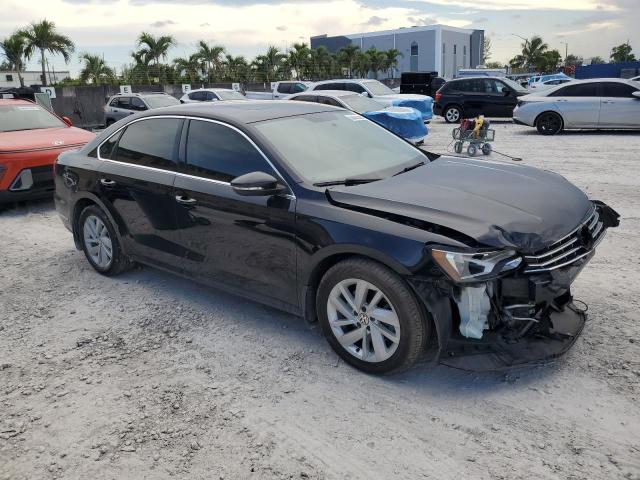  VOLKSWAGEN PASSAT 2018 Черный