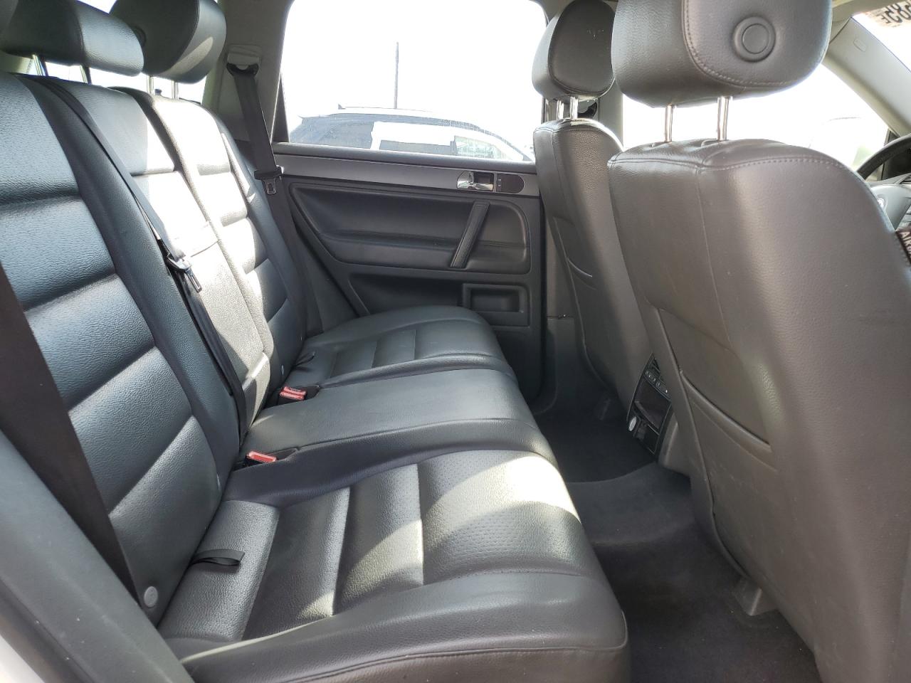 2010 Volkswagen Touareg Tdi VIN: WVGFK6A93AD000178 Lot: 58173585