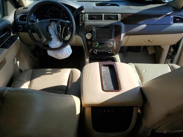  GMC YUKON 2013 Серебристый