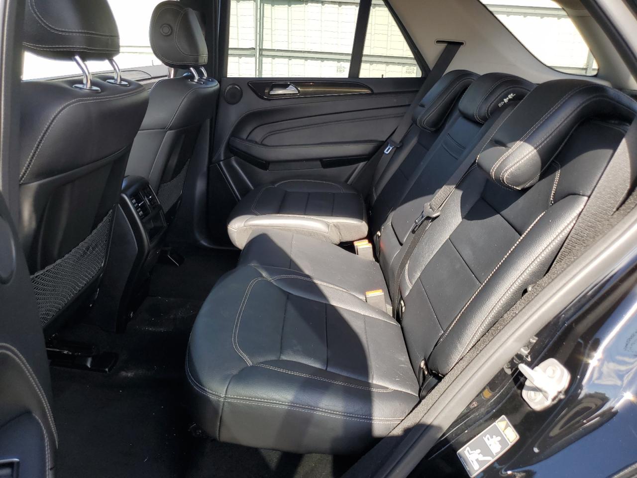 2015 Mercedes-Benz Ml 400 4Matic VIN: 4JGDA5GB3FA445205 Lot: 57187345