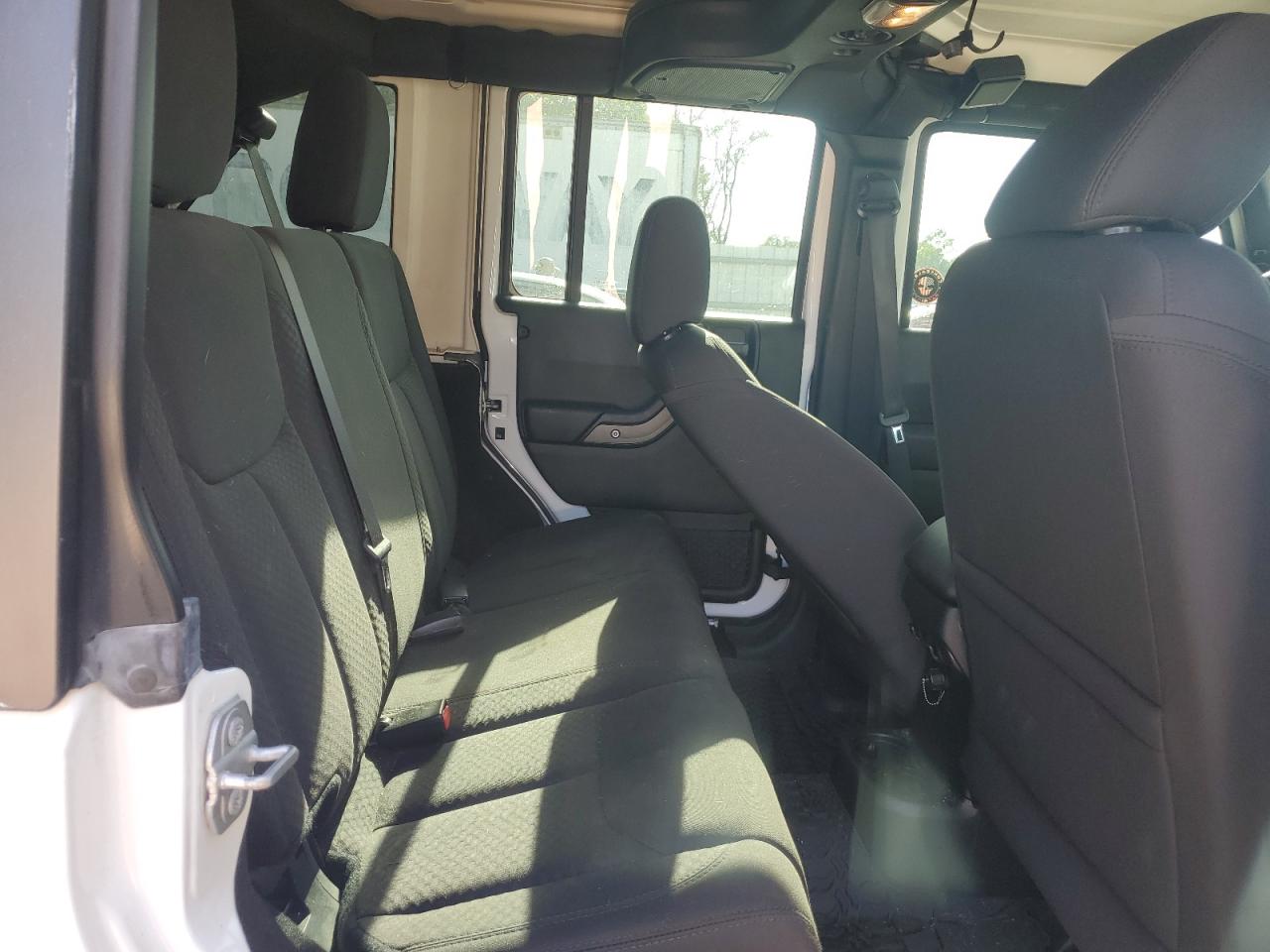2017 Jeep Wrangler Unlimited Sport VIN: 1C4BJWDG9HL561534 Lot: 56901755