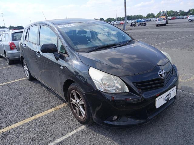 2009 TOYOTA VERSO TR V