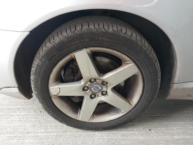 2010 VOLVO V70 SE D A