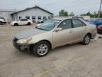 2004 Toyota Camry Le   na sprzedaż w Pekin, IL - Front End