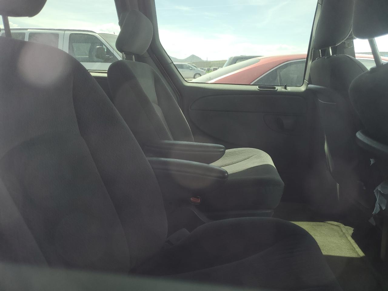 2004 Dodge Grand Caravan Sxt VIN: 2D4GP44L64R539758 Lot: 58824385