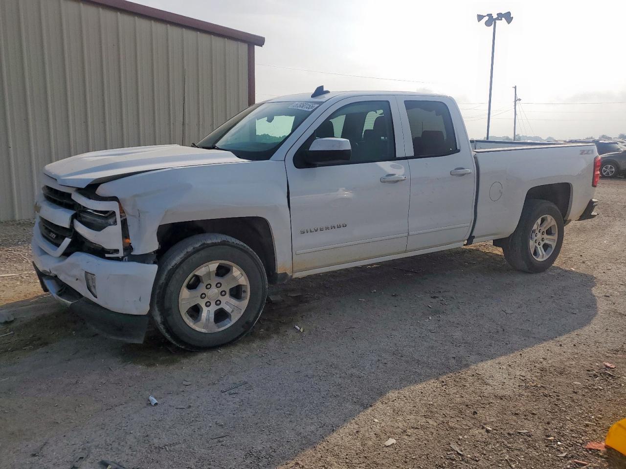2017 Chevrolet Silverado K1500 Lt იყიდება Temple-ში, TX - Front End