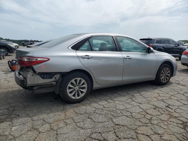 Седаны TOYOTA CAMRY 2015 Серебристый