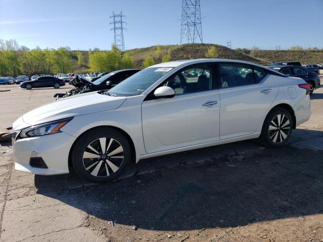  NISSAN ALTIMA 2022 Белый