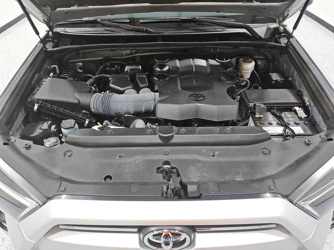 2024 Toyota 4Runner Sr5 VIN: JTEEU5JR7R5307889 Lot: 55534895