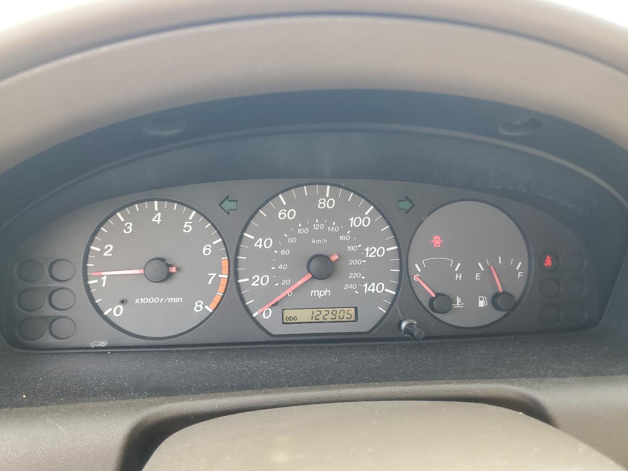 2000 Mazda 626 Es VIN: 1YVGF22E3Y5132308 Lot: 56179035