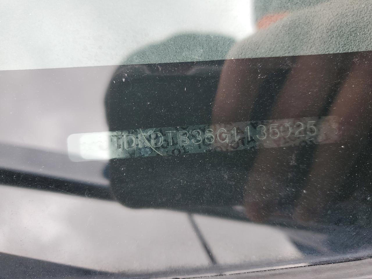 JTDKDTB36G1135025 TOYOTA PRIUS 2016
