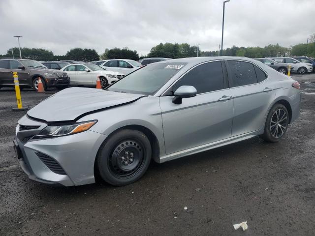  TOYOTA CAMRY 2018 Silver