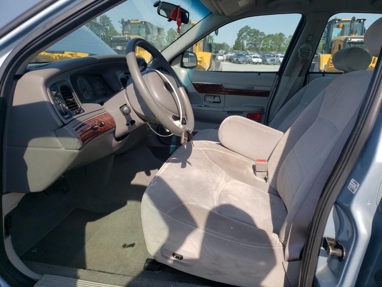 2002 Mercury Grand Marquis Gs VIN: 2MEFM74WX2X613929 Lot: 57257685