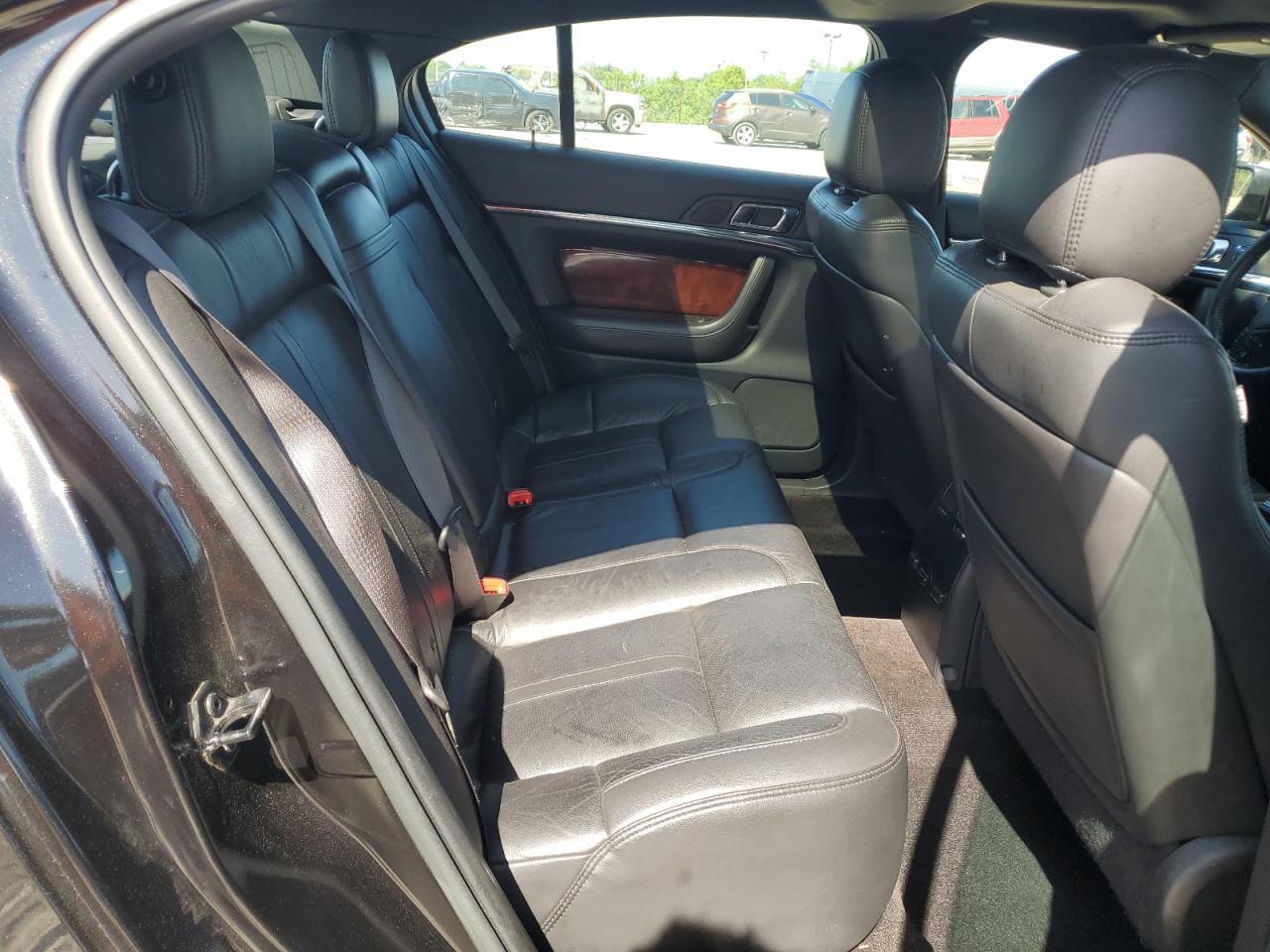 2015 Lincoln Mks VIN: 1LNHL9FT7FG601692 Lot: 57187405