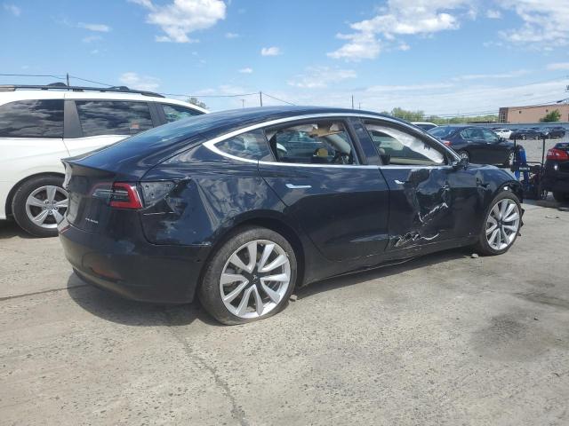  TESLA MODEL 3 2018 Czarny