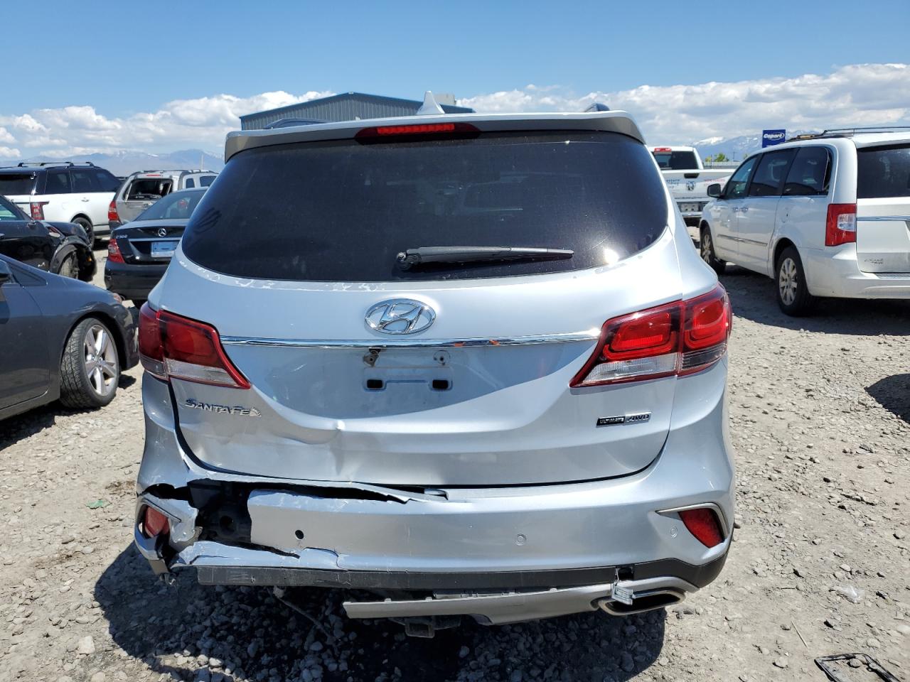 2017 Hyundai Santa Fe Se Ultimate VIN: KM8SRDHF5HU212536 Lot: 56145225