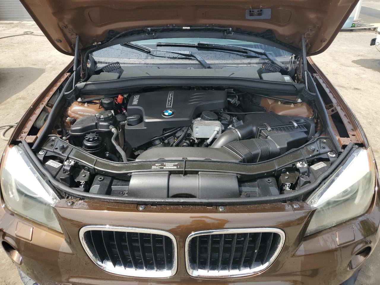 2013 BMW X1 xDrive28I VIN: WBAVL1C50DVR82130 Lot: 56135835