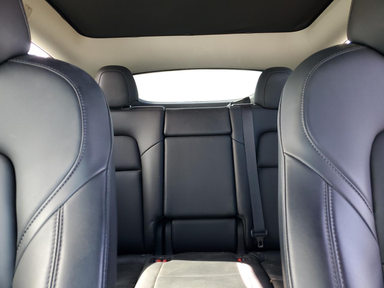 2020 Tesla Model Y VIN: 5YJYGDEF1LF005815 Lot: 57323595