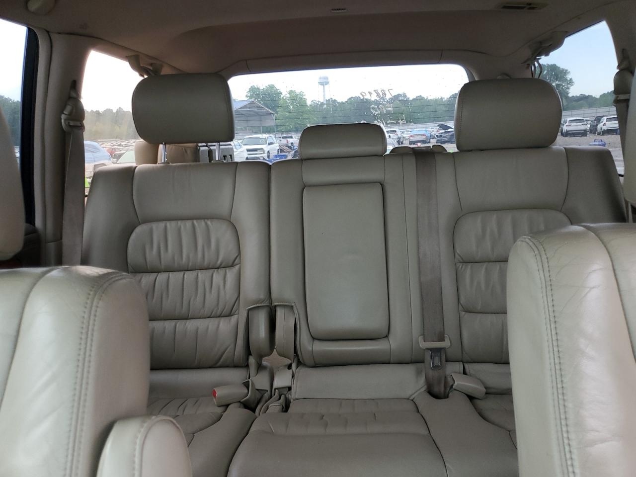 2004 Lexus Lx 470 VIN: JTJHT00W043545745 Lot: 55985135