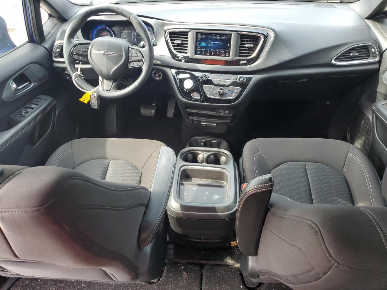 2019 Chrysler Pacifica Touring Plus VIN: 2C4RC1FG5KR732819 Lot: 57215975
