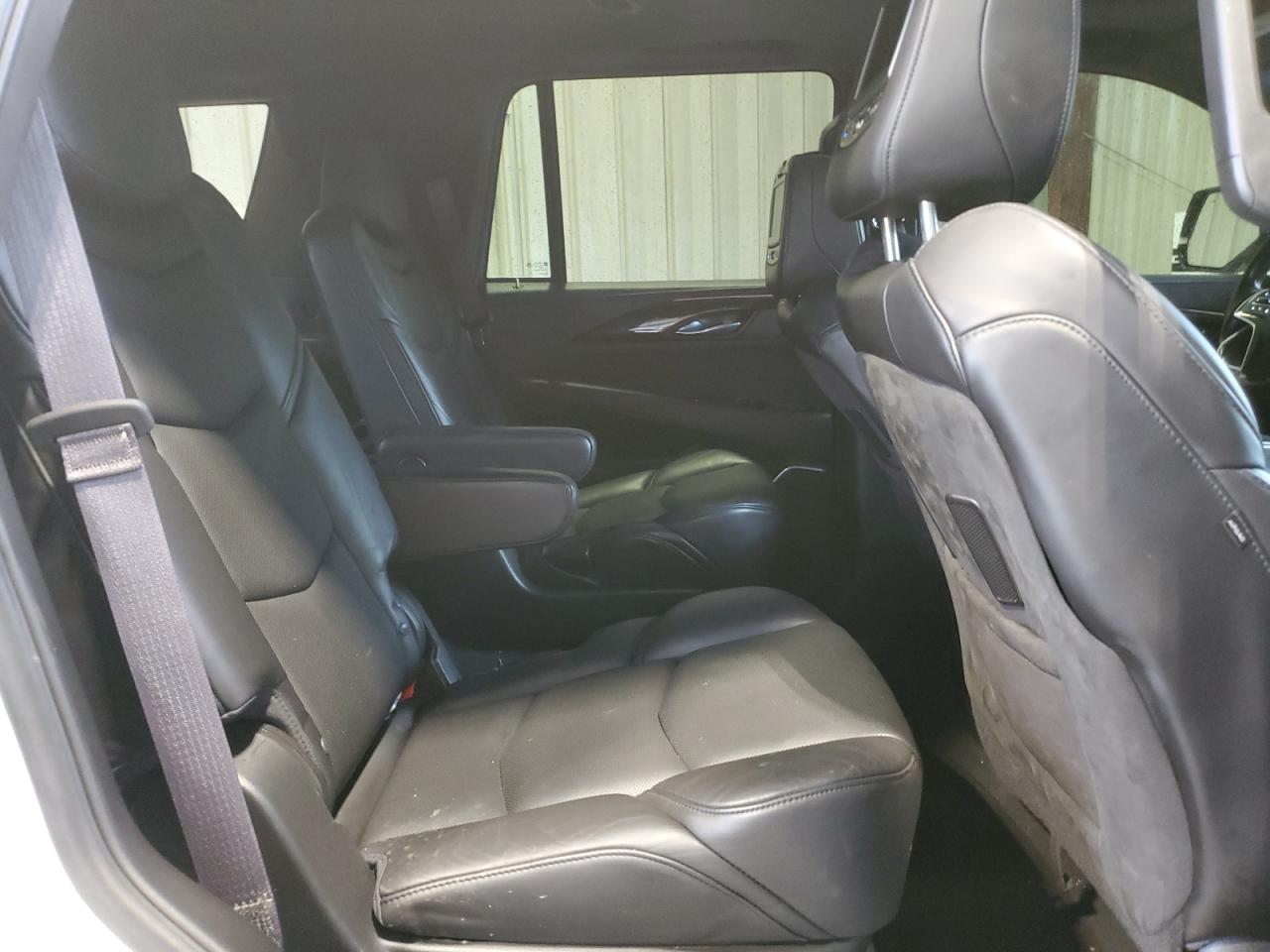 2016 Cadillac Escalade Platinum VIN: 1GYS4DKJ0GR222208 Lot: 56379605