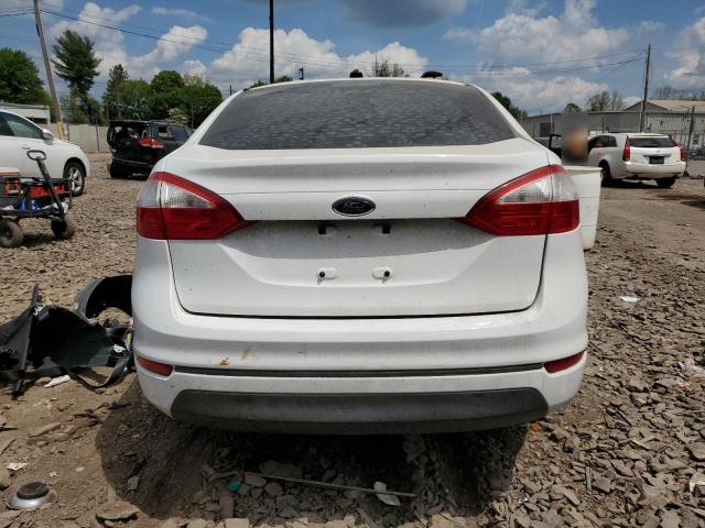 Sedans FORD FIESTA 2016 Biały