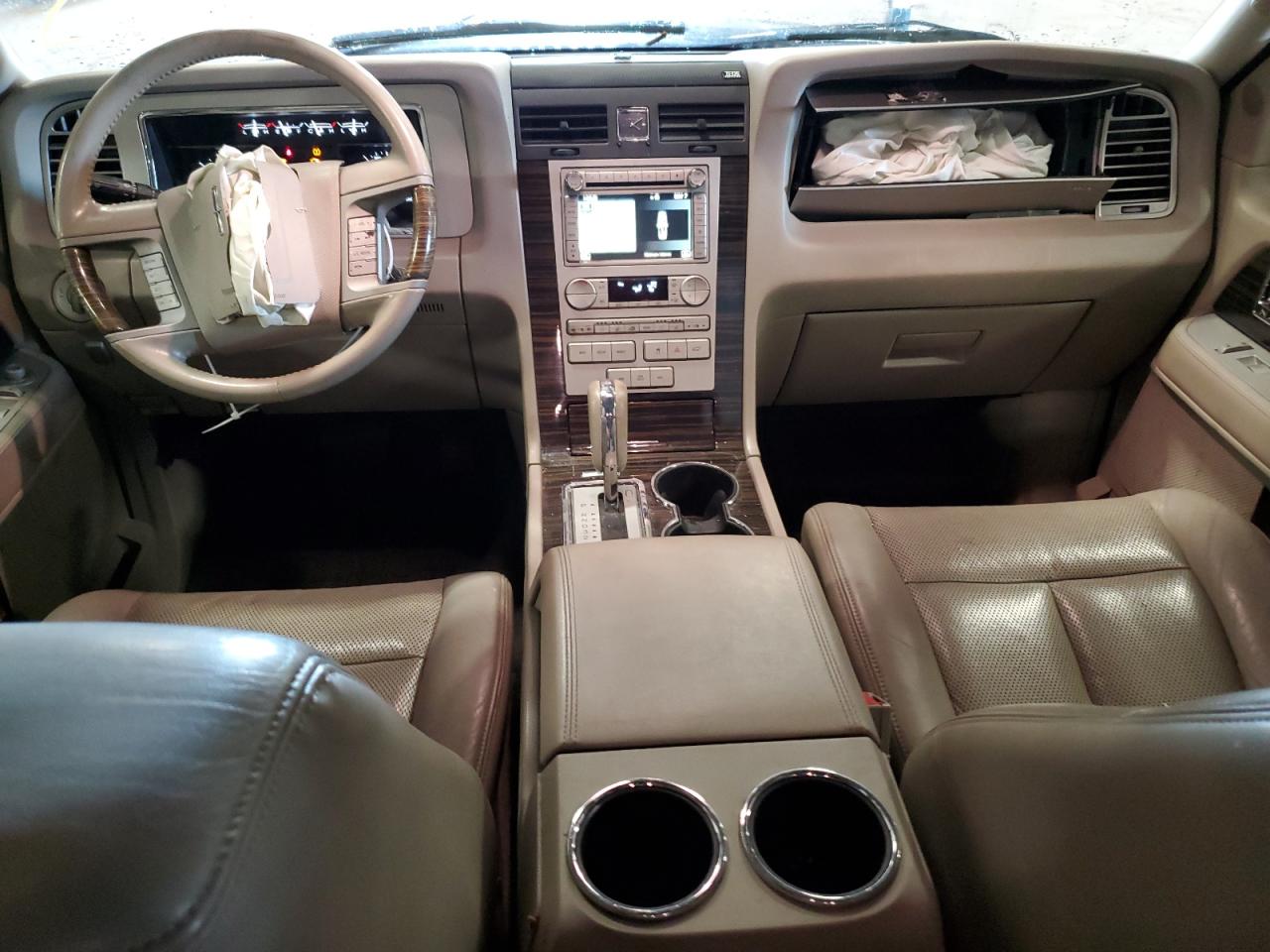 2010 Lincoln Navigator VIN: 5LMJJ2J52AEJ01982 Lot: 55949515
