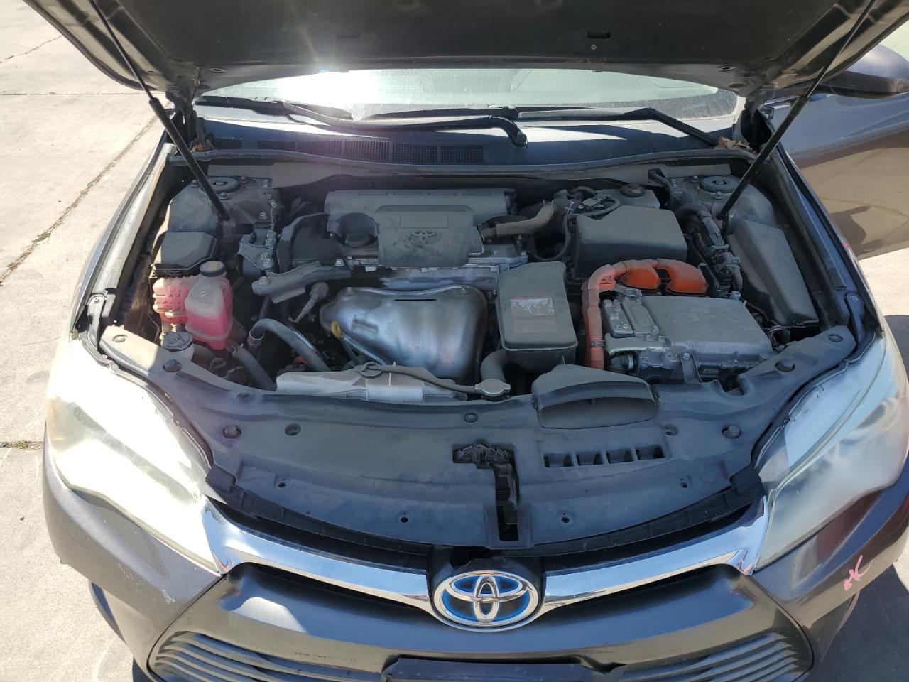 2015 Toyota Camry Hybrid VIN: 4T1BD1FK5FU175465 Lot: 56740005