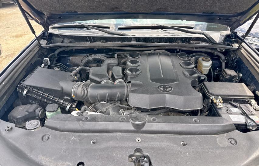  TOYOTA 4RUNNER 2021 Fioletowy