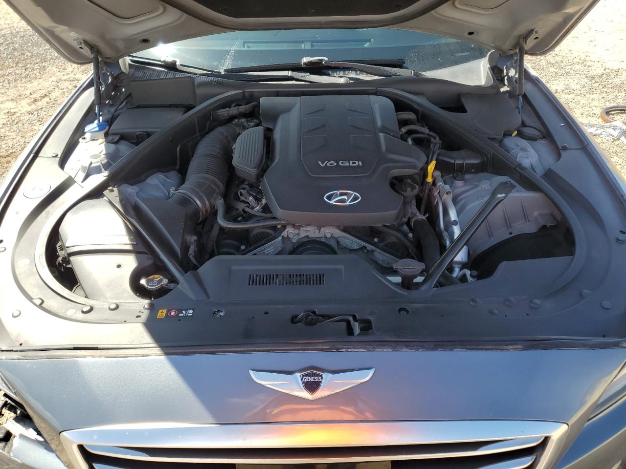 2015 Hyundai Genesis 3.8L VIN: KMHGN4JE5FU072830 Lot: 59228185