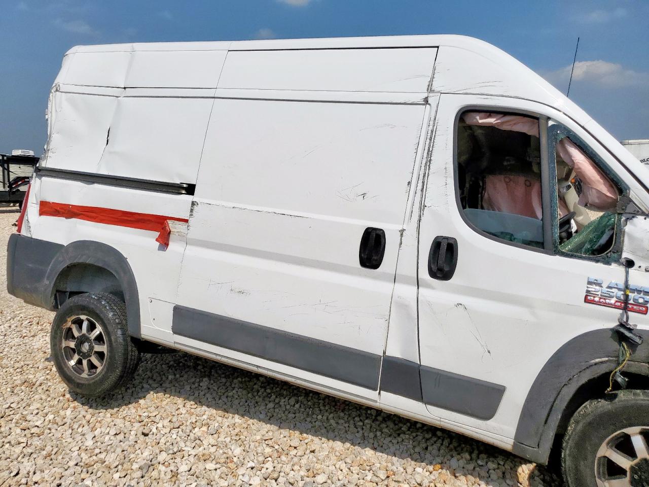 2018 Ram Promaster 2500 2500 High VIN: 3C6TRVCG2JE101968 Lot: 57122815