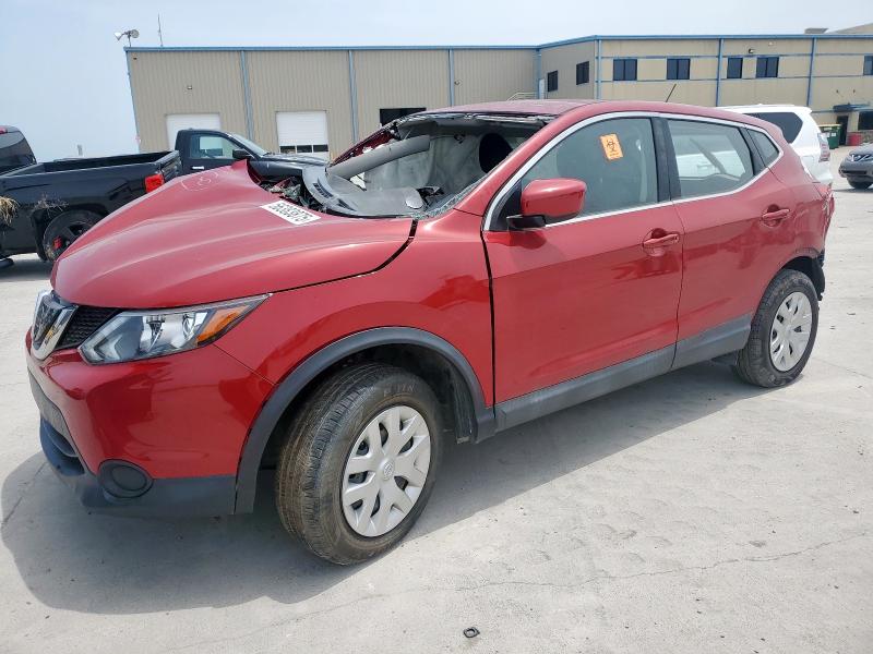  NISSAN ROGUE 2018 Czerwony