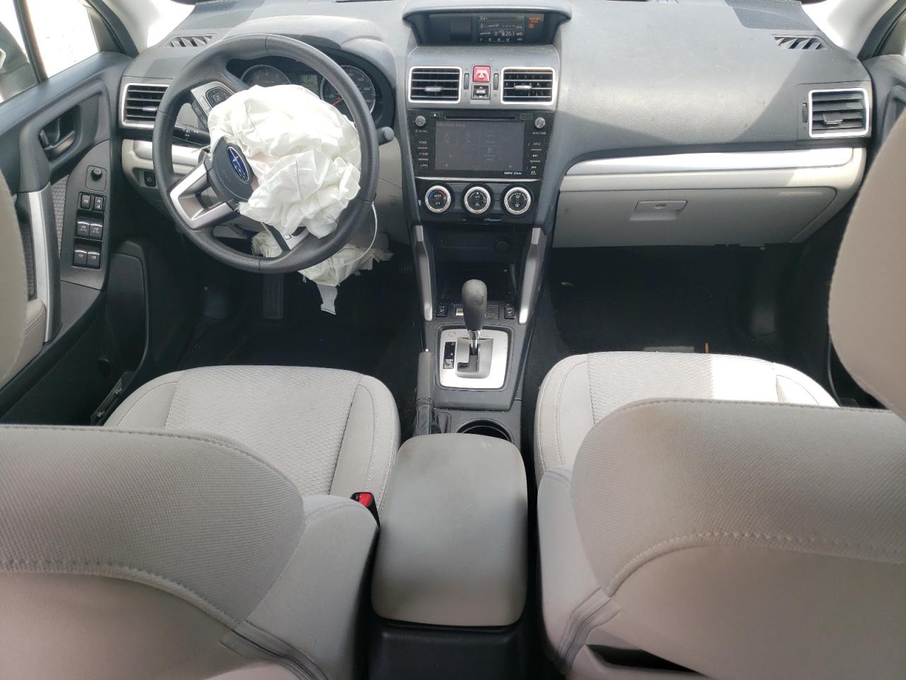 2018 Subaru Forester 2.5I Premium VIN: JF2SJAECXJH585950 Lot: 56844255