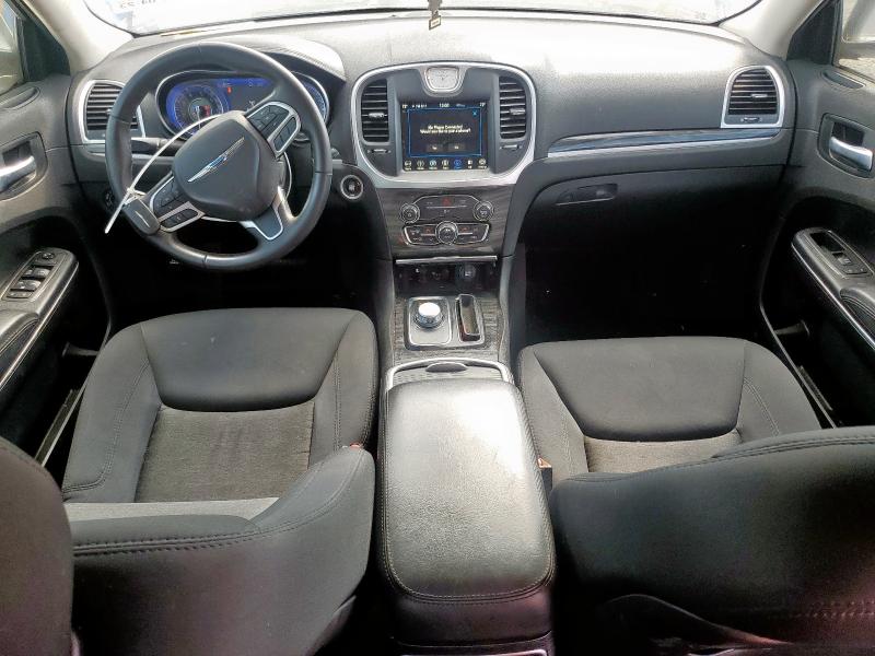  CHRYSLER 300 2018 Синий