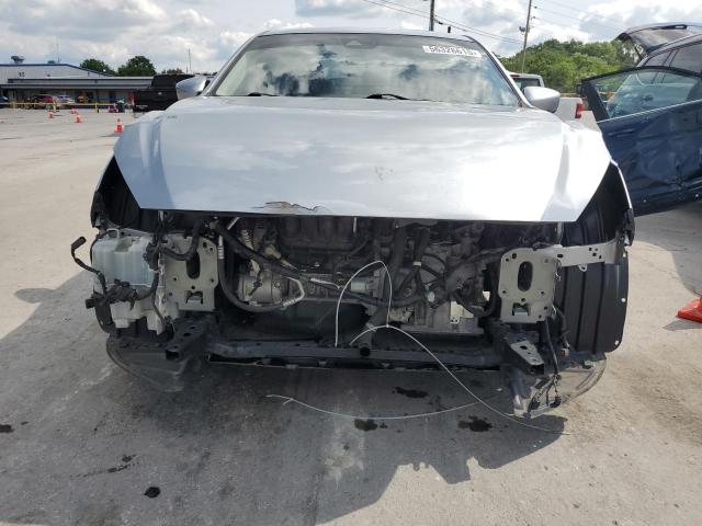  MAZDA 3 2018 Srebrny