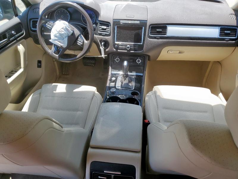  VOLKSWAGEN TOUAREG 2014 Черный