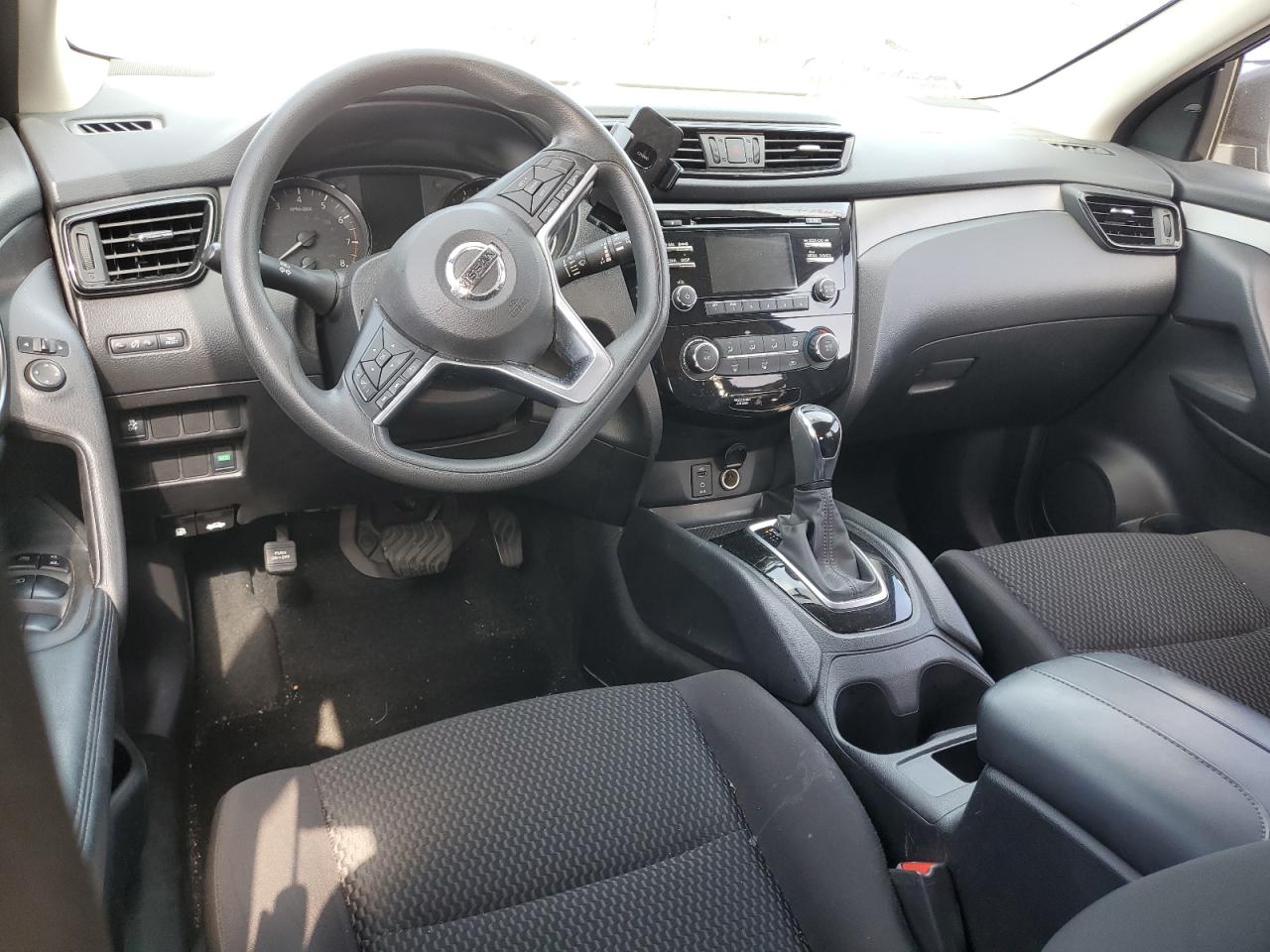 JN1BJ1CP0JW159350 NISSAN ROGUE 2018
