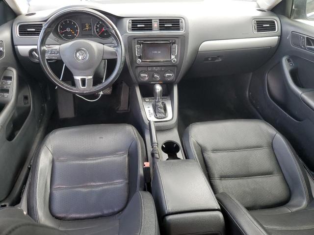  VOLKSWAGEN JETTA 2014 Granatowy