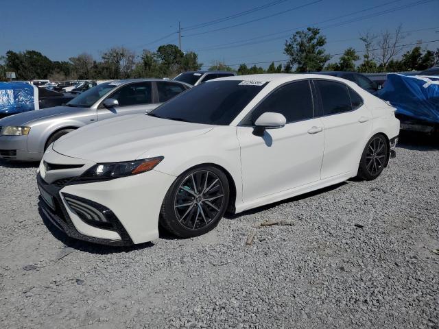 TOYOTA CAMRY SE 2021