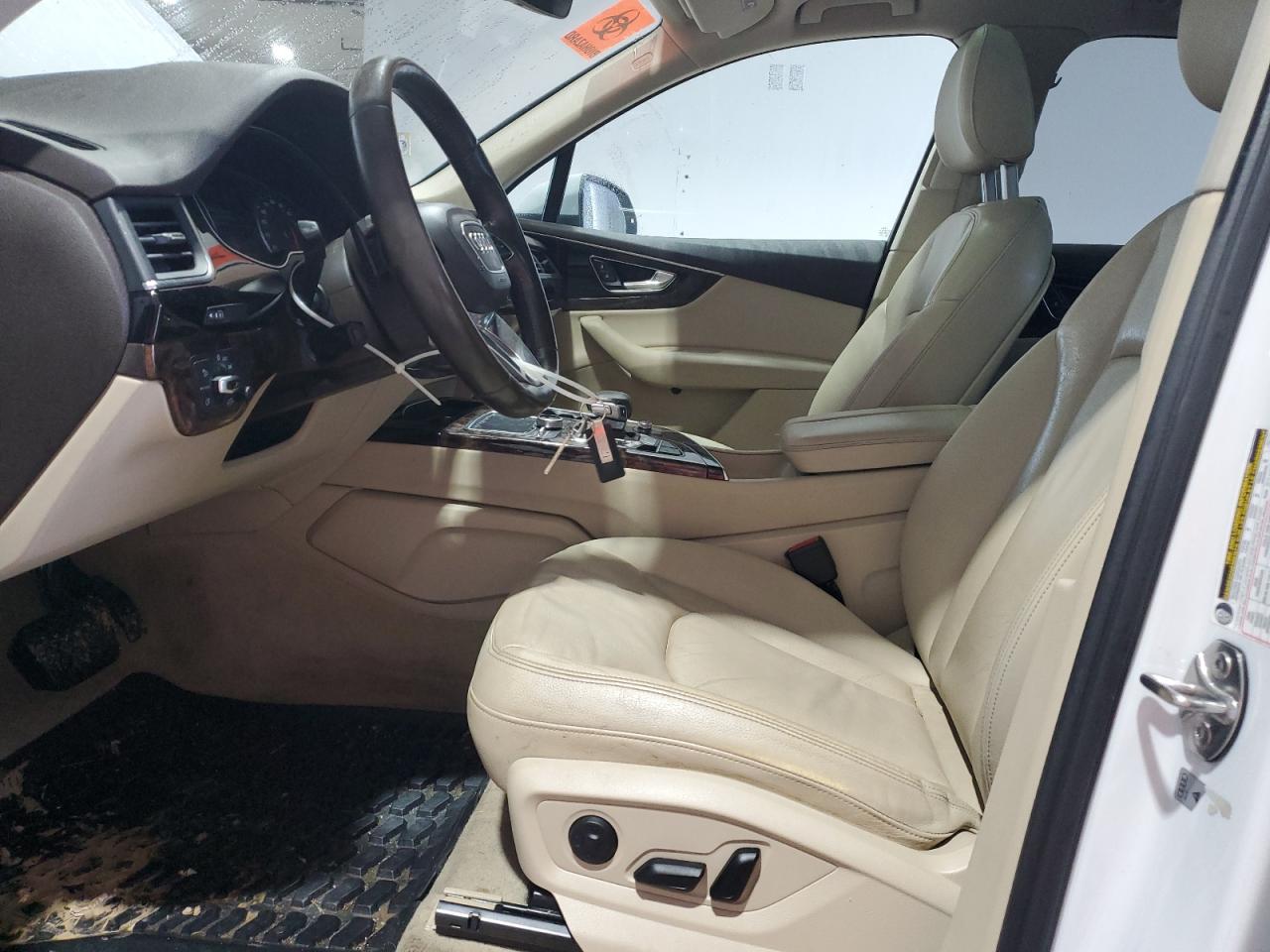 2017 Audi Q7 Premium VIN: WA1AAAF74HD005633 Lot: 57054165