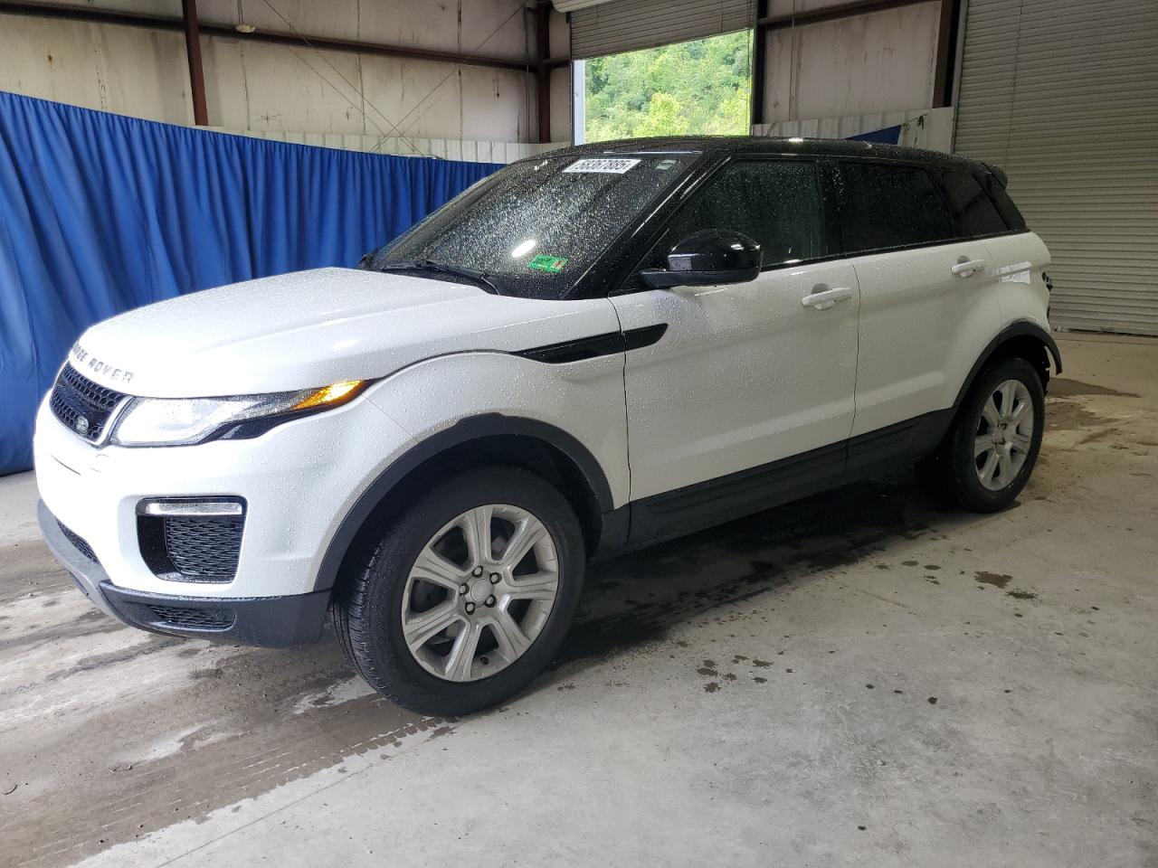 2016 Land Rover Range Rover Evoque Se for Sale in Hurricane, WV - Rear End