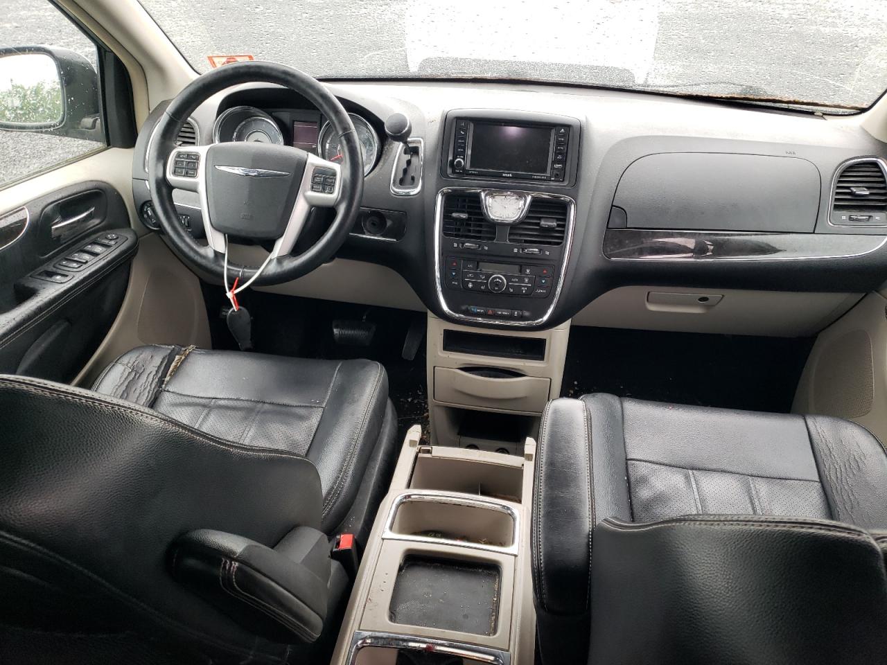 2014 Chrysler Town & Country Touring L VIN: 2C4RC1CG0ER188853 Lot: 56695955
