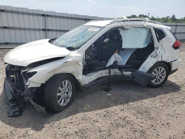  NISSAN ROGUE 2017 White