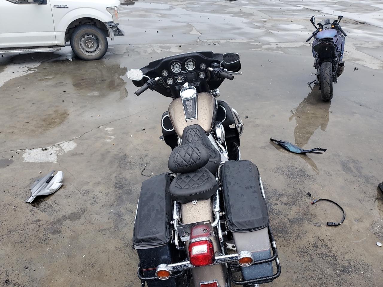 2004 Harley-Davidson Flhtcui VIN: 1HD1FCW124Y620634 Lot: 56520725
