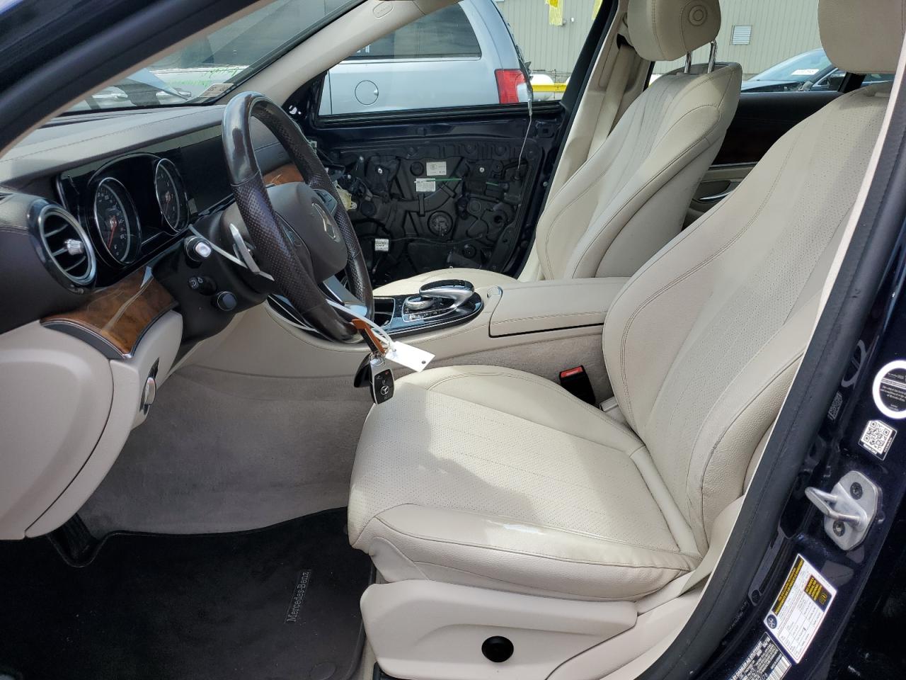 2018 Mercedes-Benz E 300 4Matic VIN: WDDZF4KB6JA472376 Lot: 56758205