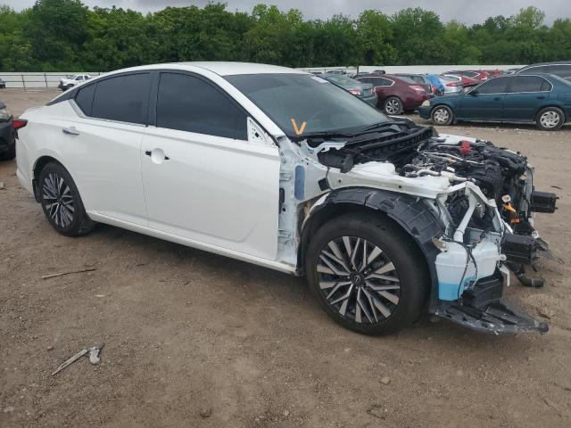  NISSAN ALTIMA 2024 Белый