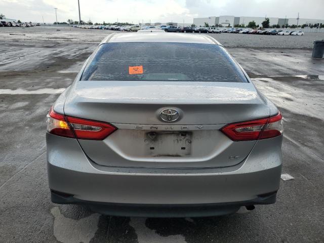  TOYOTA CAMRY 2018 Silver