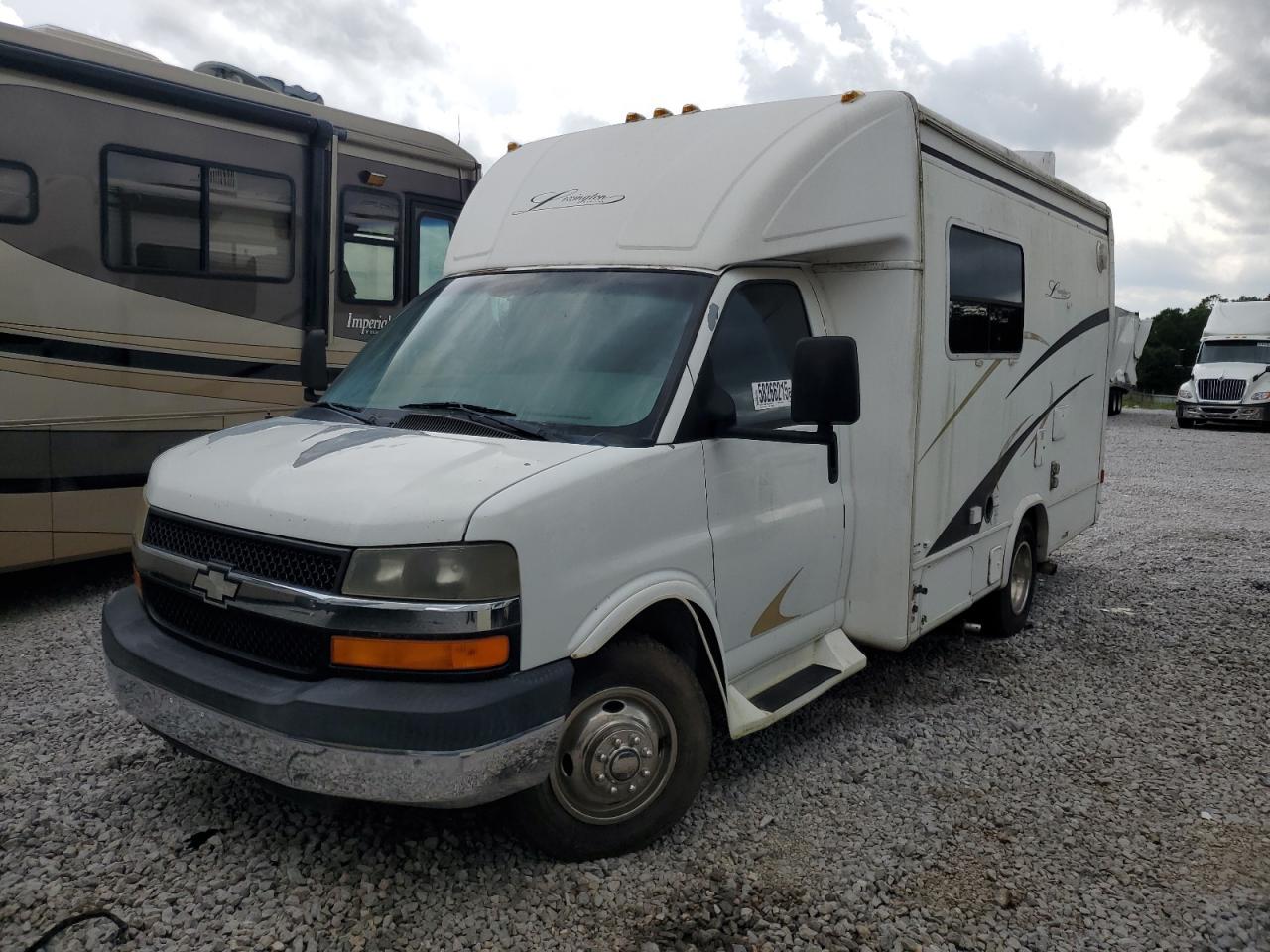 2004 Chevrolet Express G3500 للبيع في Eight Mile، AL - Burn - Engine