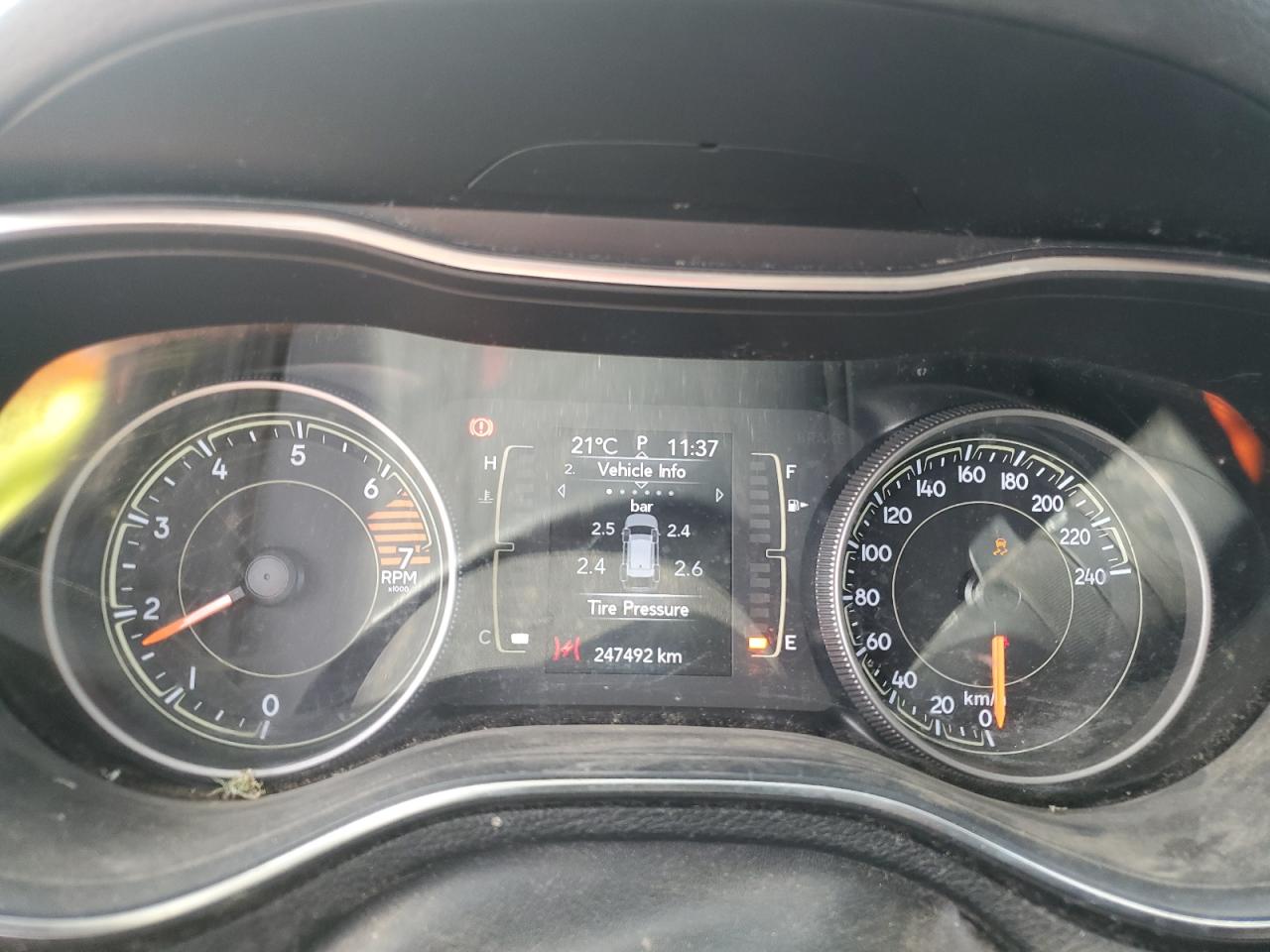 2019 Jeep Cherokee Latitude VIN: 1C4PJMCB3KD279116 Lot: 57139045